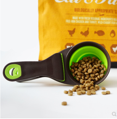 Collapsible Travel Bowl & Food Scoop